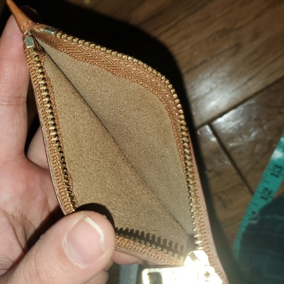 Lauren Ralph Lauren tan change card purse - Picture 6 of 8